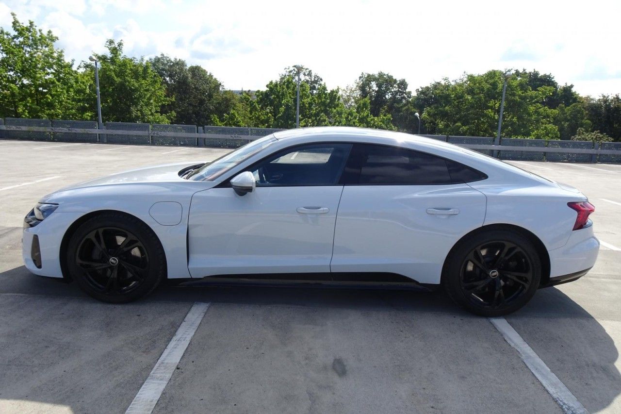 Fahrzeugabbildung Audi e-tron GT 350kW quattro Leder LED Navi Klima