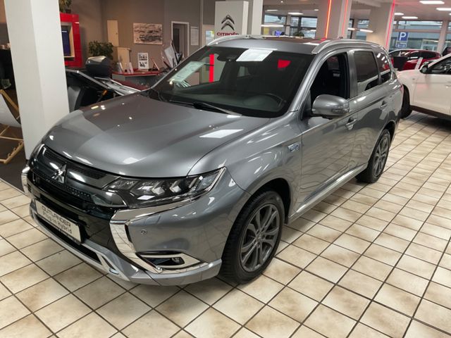 Mitsubishi Outlander PHEV Top 4WD