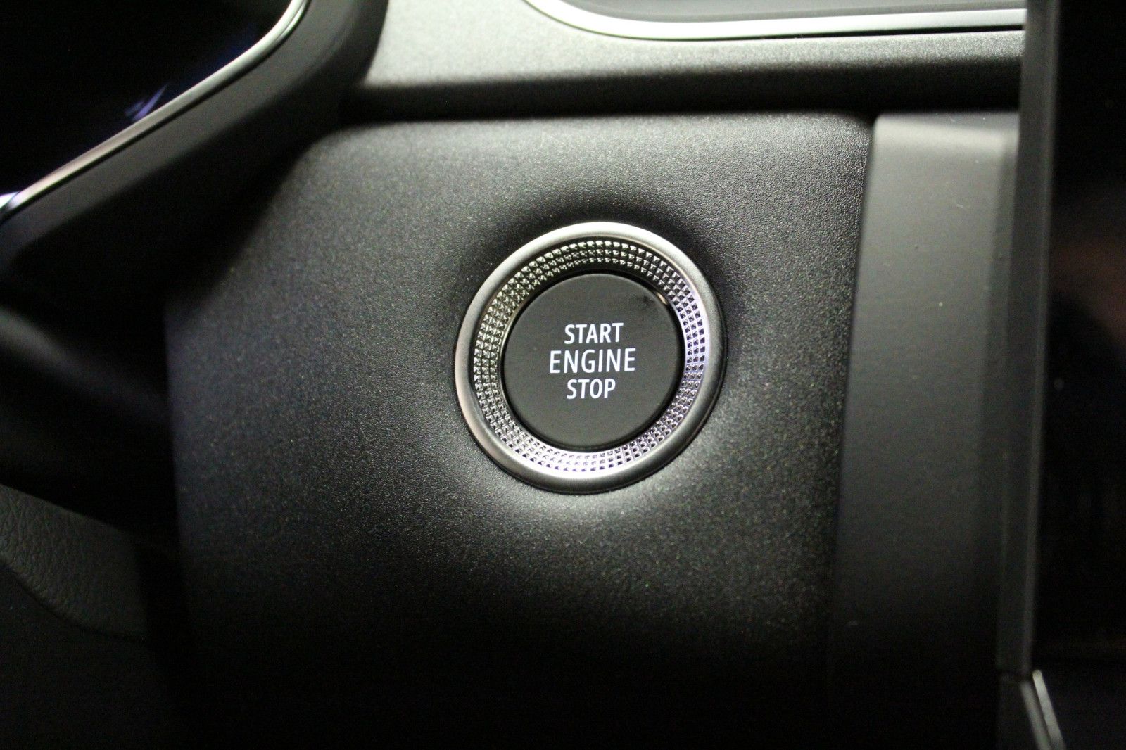 Fahrzeugabbildung Renault Captur TCe 115 KISS Sondermodell *Winter-Pak*Nav