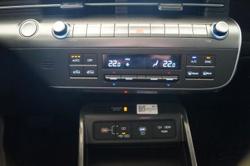 Hyundai KONA 1.6 T-GDI DCT 4WD NAVI-LED-ACC-4xSHZG-