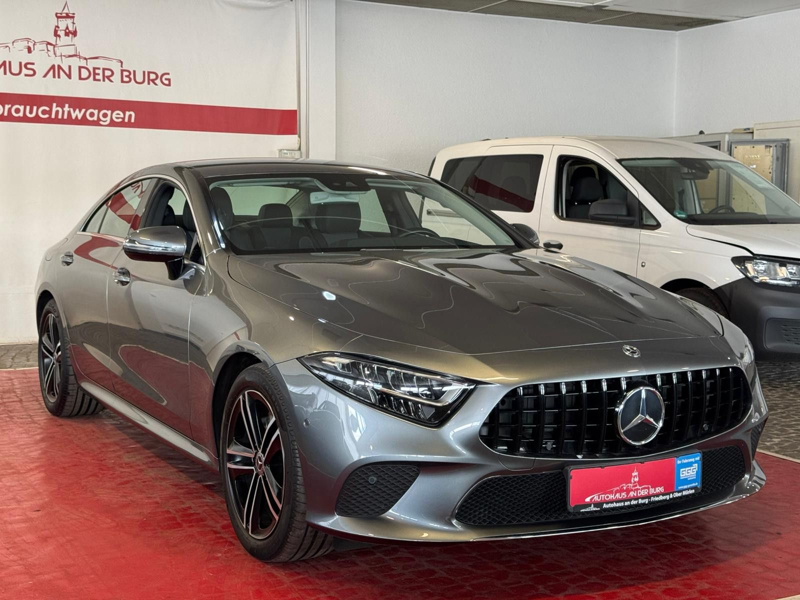 MERCEDES-BENZ CLS 220 *1. Hand + LED + Ambiente