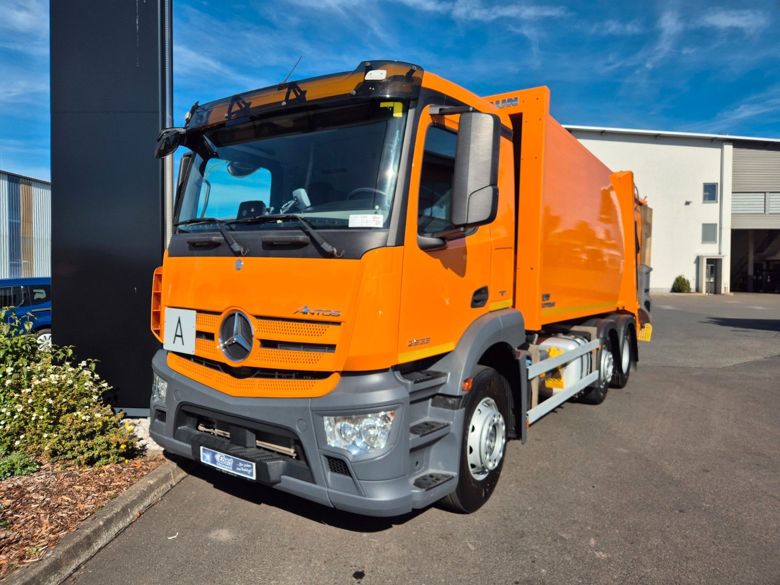 Fahrzeugabbildung Mercedes-Benz Actros 2533 L Faun Variopress II524 V19 Zoeller