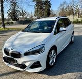BMW 220 Active Tourer 220i Steptronic DCT M Spor... - BMW 220 Active Tourer mit Anhängerkupplung