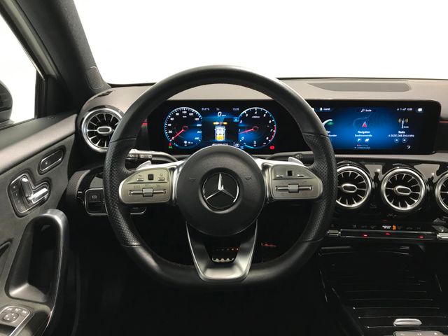 Mercedes-Benz A 35 AMG 4Matic LED KAM NAV PANO SOUND