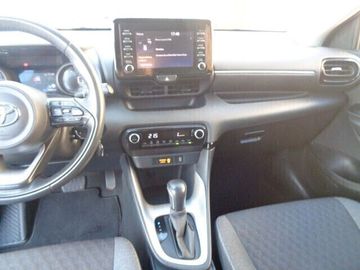 Toyota Yaris - 11