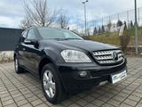 Mercedes-Benz ML 500/Bixenon/Comand/Voll MB Service/Sehr Gepfl - Mercedes-Benz ML 500 aus 2007
