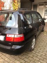 Kia KIA Carens.Benzin Tüv Sep.2027 1er. Hand  ... - Kia Gebrauchtwagen von 2003