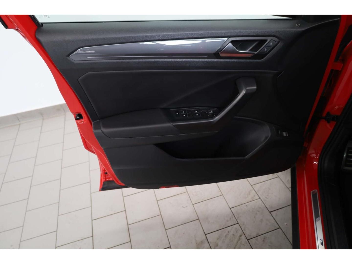 Volkswagen T-Roc 1.5 TSI ACT OPF Sport DSG AHK/NAV/RFK/ACC, миниатюра 14