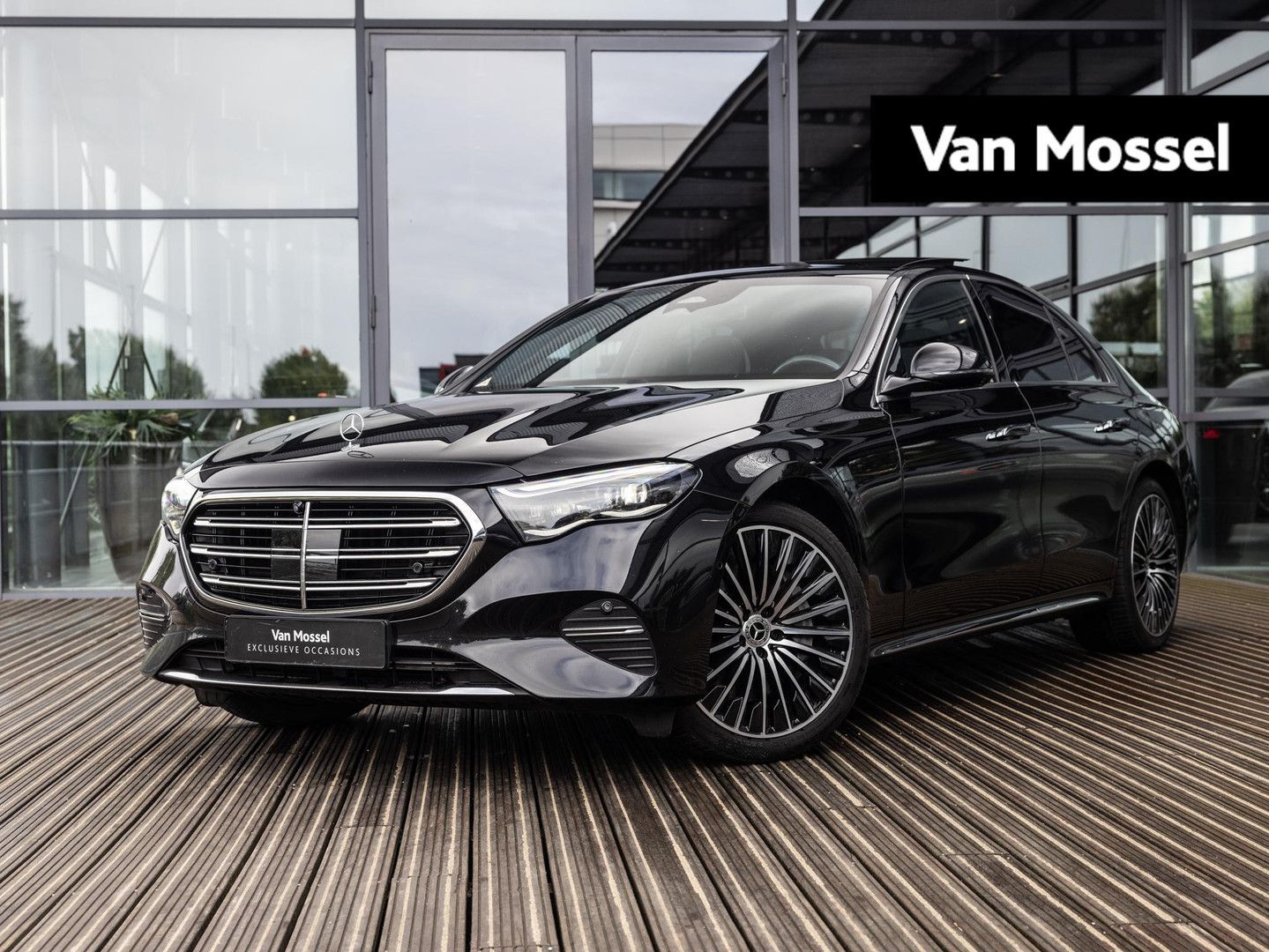 Mercedes-Benz E 400 e 4MATIC Exclusive Line | panorama dach |
