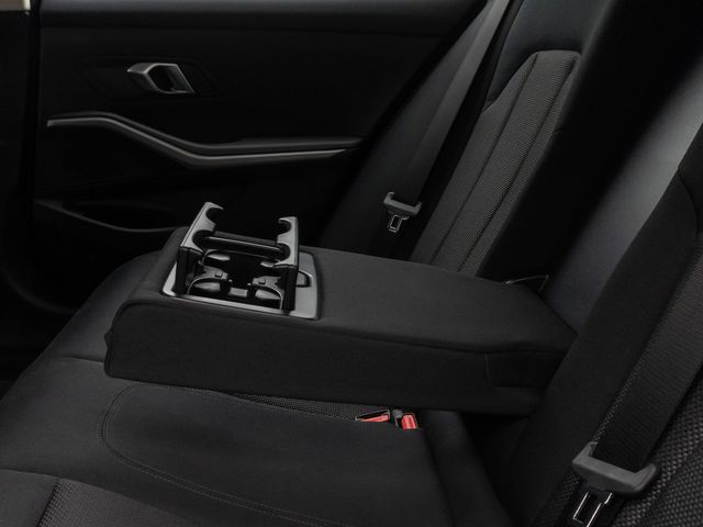 Foto Nummer 28: BMW 320d