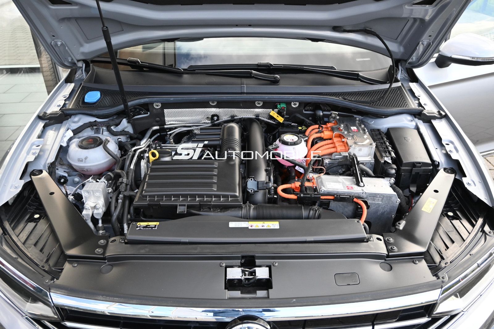 Fahrzeugabbildung Volkswagen Passat Variant 1.4 TSI DSG GTE °ACC°AHK°IQ°360°