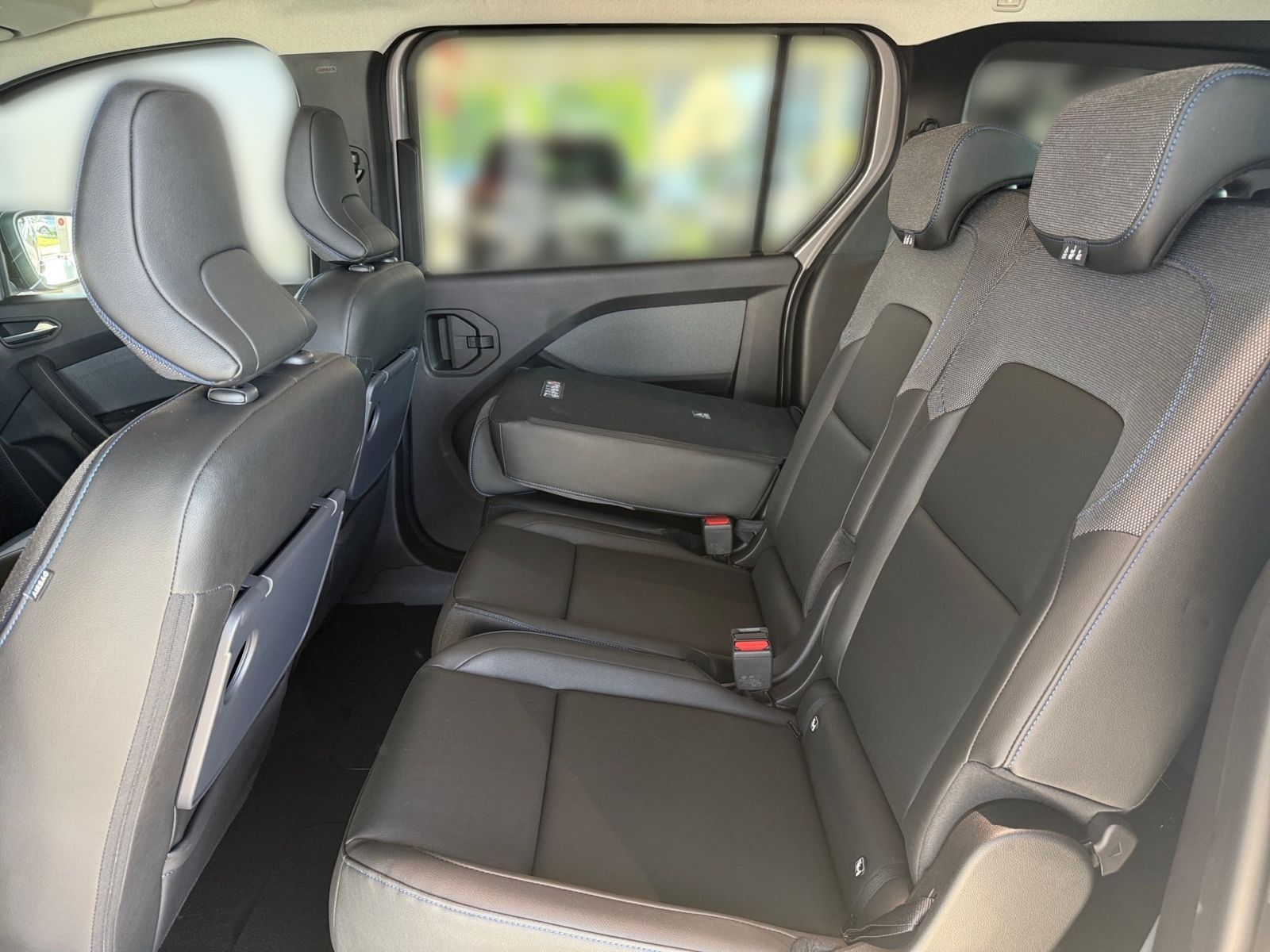 Fahrzeugabbildung Nissan Townstar L2 Tekna AUTOMATIK *7-SITZER*NAVI*LEDER