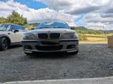 BMW E46 330i - BMW 330 Limousine E46 330i mit Benzin-Antrieb