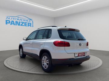 Volkswagen Tiguan - 4