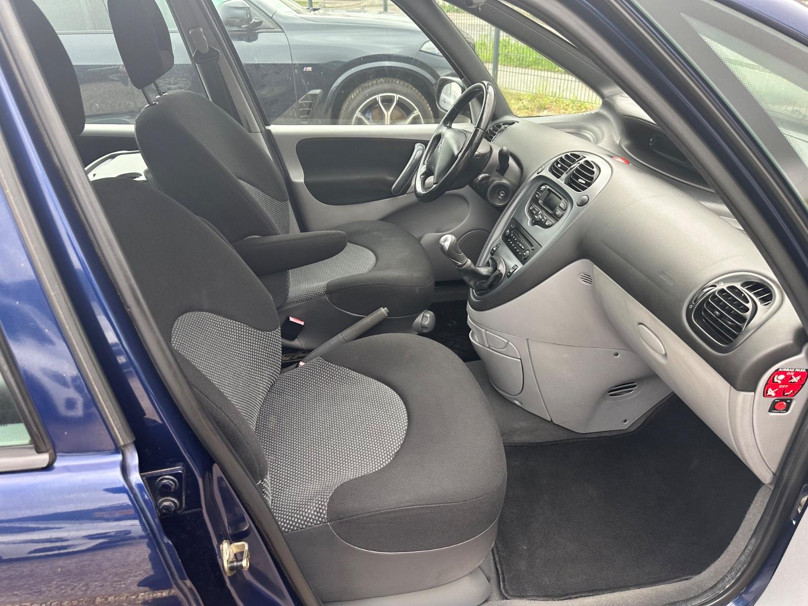 Citroën Xsara Picasso 1,6 16VConfort/Klima/AHK/TÜV-08-27