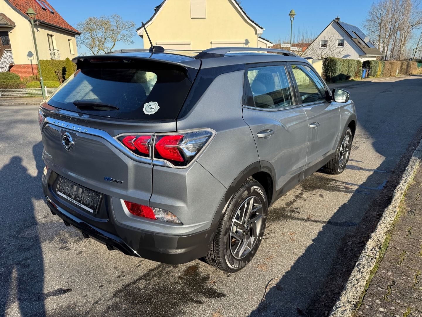 Fahrzeugabbildung KGM Korando E-Motion Bronze 4x2 mit Rückfahrkamera