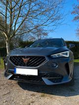 Cupra Formentor VZ e-Hybrid - Cupra Formentor mit Hybrid-Antrieb: Grau, Sportfahrwerk