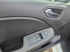 Fahrzeugabbildung Clio V Business Edition 1.0 TCe 90 Automatik PDC