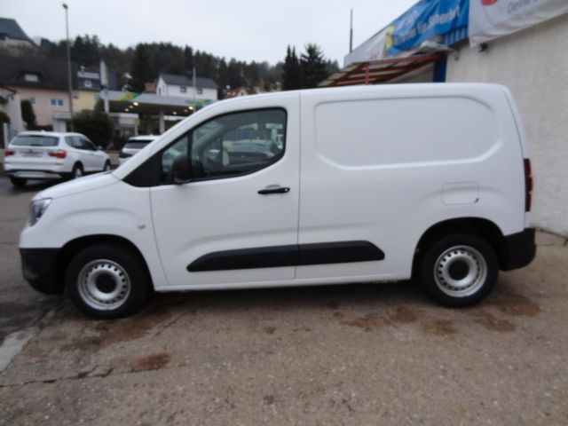 Fahrzeugabbildung Opel Combo E Cargo Selection/35TKM/1.Hd/