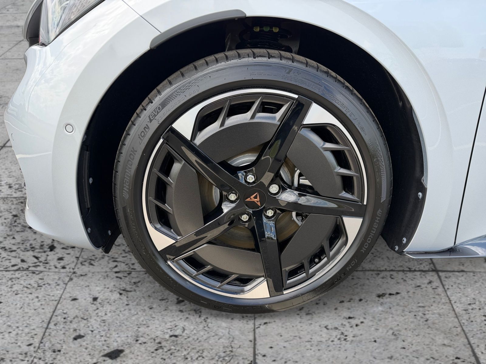 Cupra Born - Bild 8
