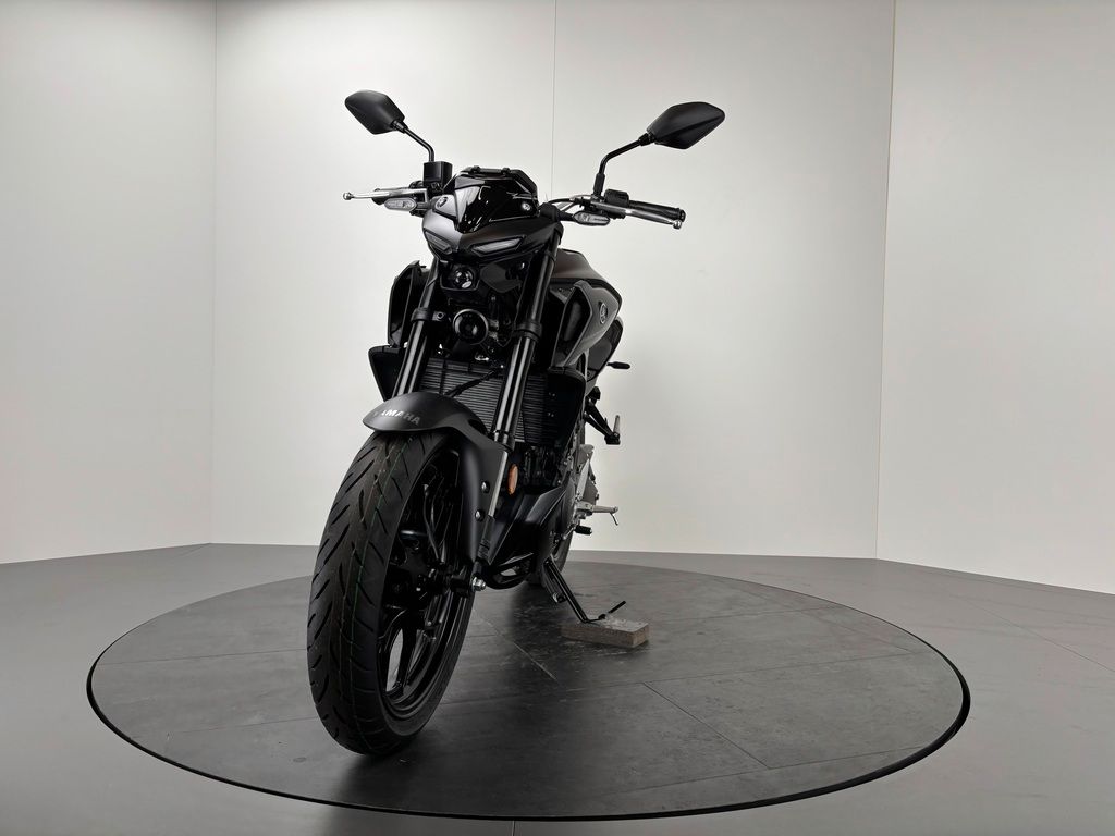 Fahrzeugabbildung Yamaha MT-03 *AKTION: TRANSPORT & SOUND !