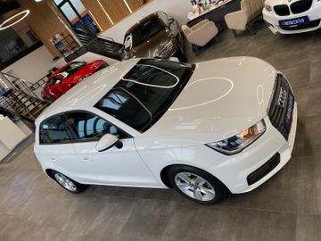 MYAUTOCENTER – Gebraucht- und Jahreswagen mit Werkstattservice in Pfaffenhofen Audi A1 Sportback basis *2. Hand*Klima*Navi*PDC*SHZ*