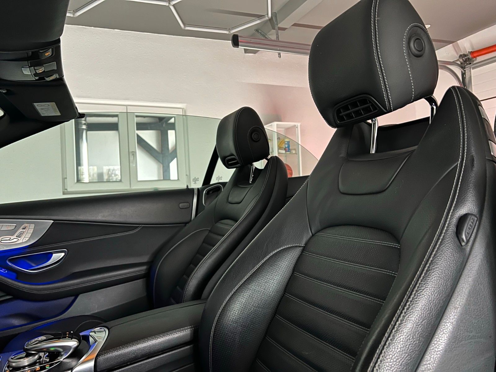 Fahrzeugabbildung Mercedes-Benz C 300 Cabrio AMG-LINE/VRTL COCPIT/360*/BURMESTER