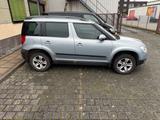 Skoda Yeti 2.0 TDI 81kW Active  Xen Pano FESTPREIS  - Skoda Yeti Gebrauchtwagen in Bochum