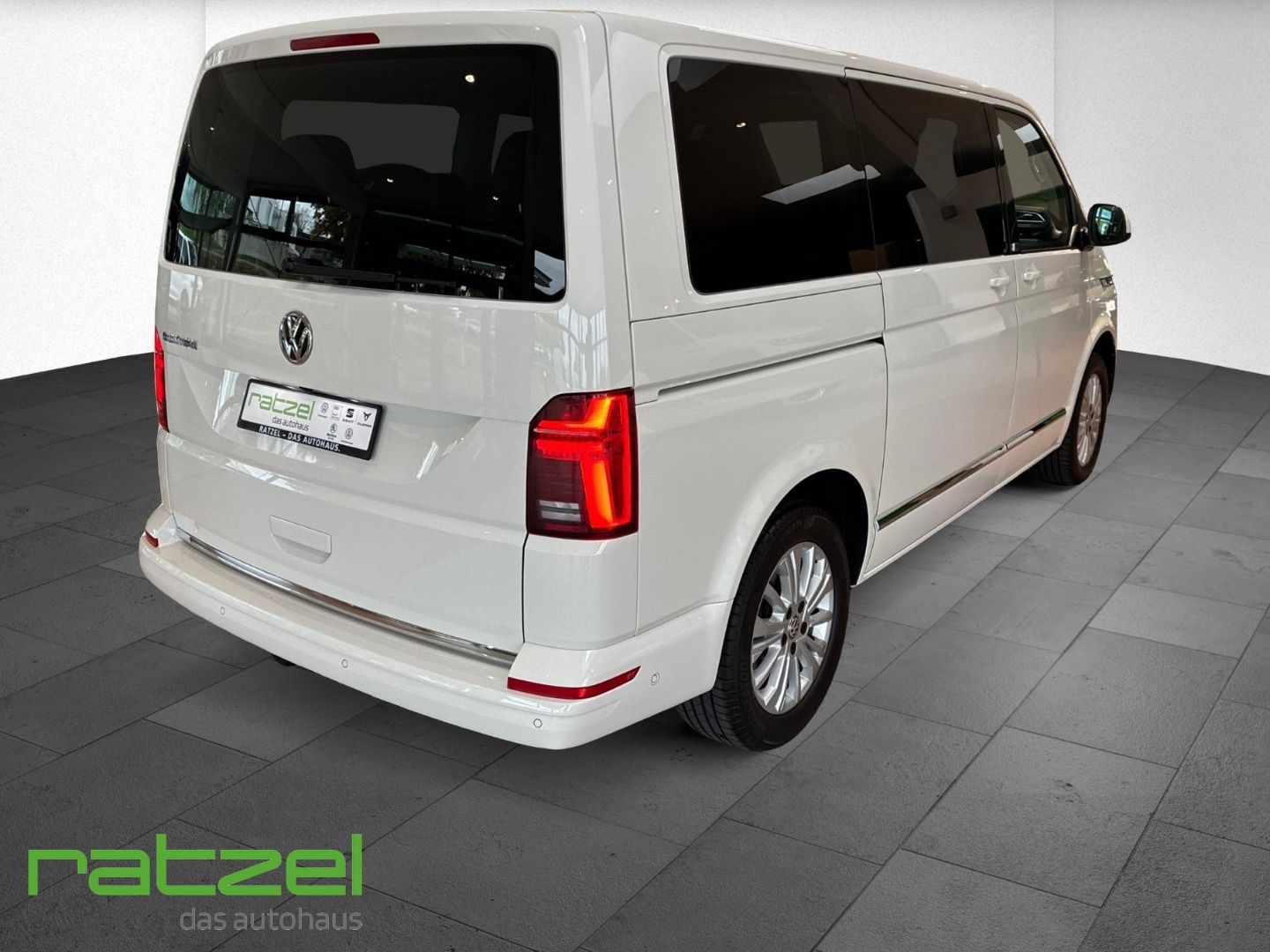 Fahrzeugabbildung Volkswagen T6.1 Multivan 2.0 TDI Gen Six AHK+Navi+Digi.Tach