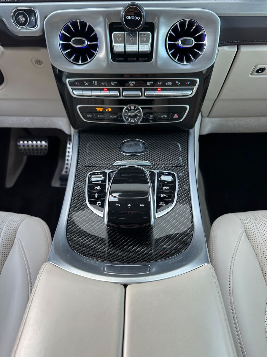 Fahrzeugabbildung Mercedes-Benz G 63 AMG DRIVER'S PACKAGE NAV+GLASDACH+AHK+ACC