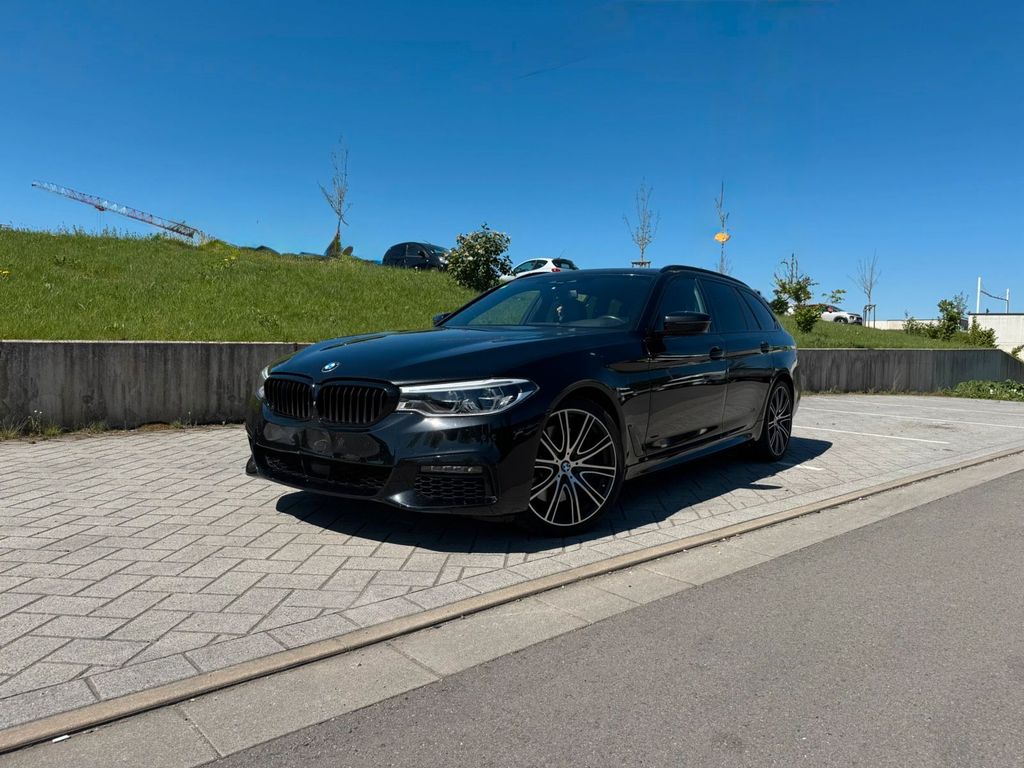 Image of BMW 540