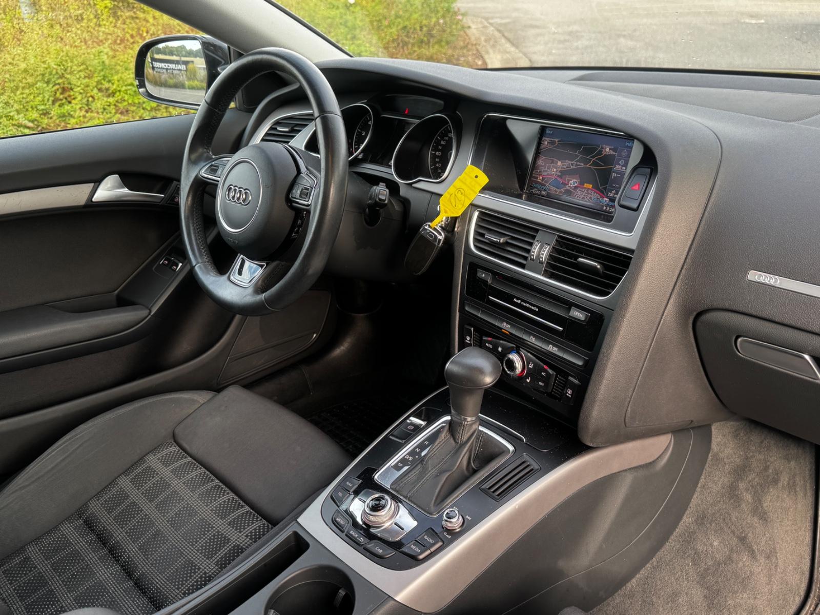 Audi A5 Coupe 1.8 TFSI S line *NAVI*PANO*XENON*R18