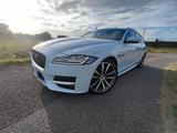 Jaguar XF Sportbrake 2.0 D 180 CV AWD aut. R-Spo - gebrauchte Jaguar XF aus dem Jahr 2019