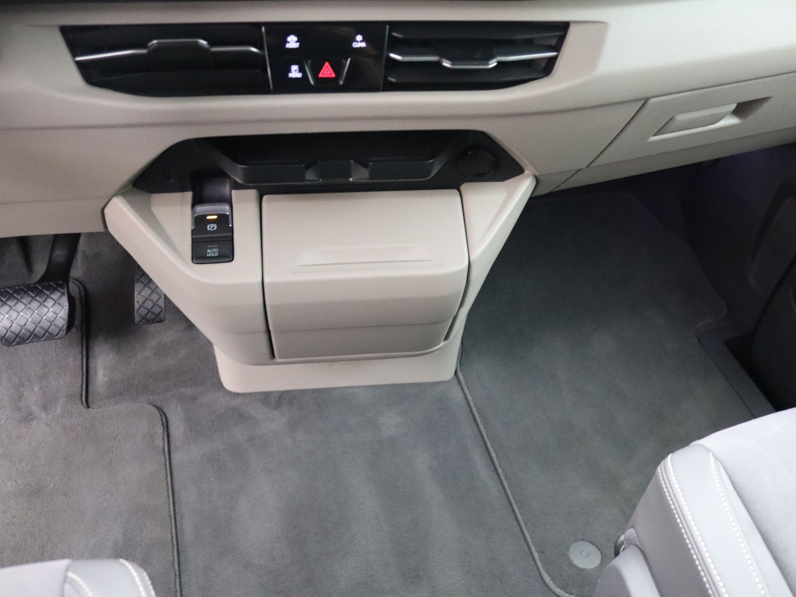 Volkswagen T7 Multivan - Bild 19