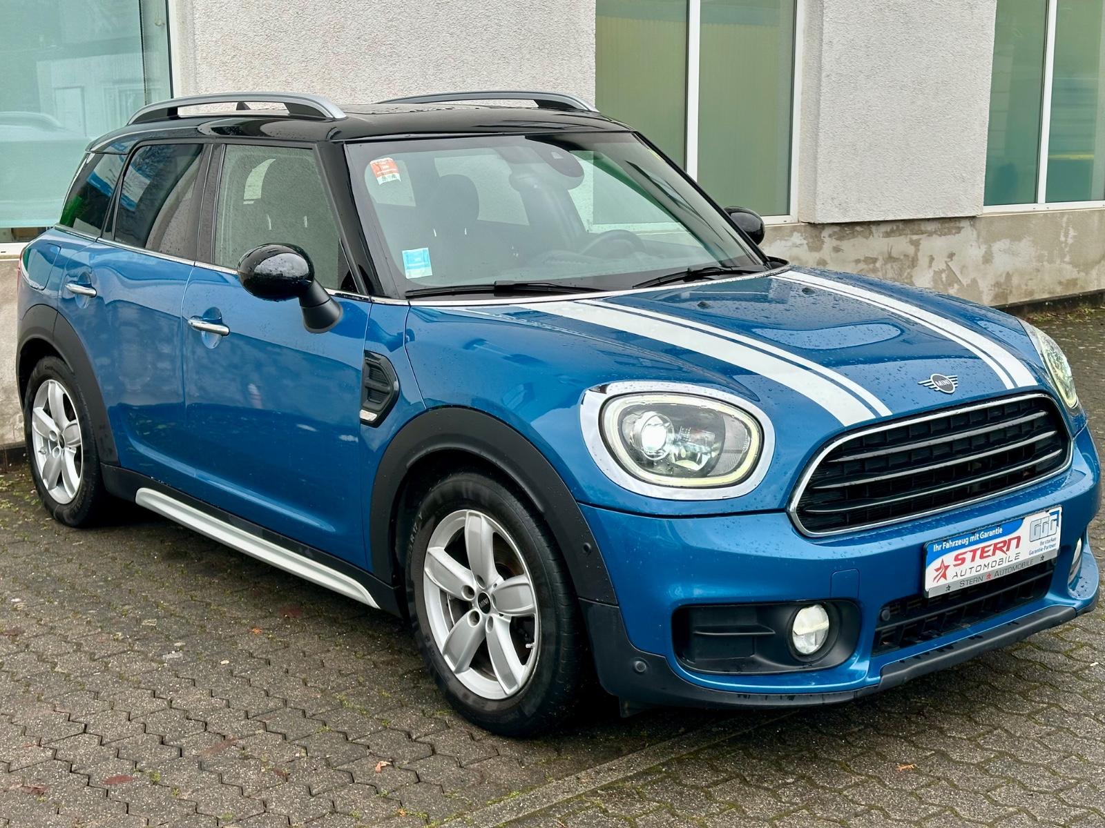 MINI Cooper Countryman 1Hand Pano-Navi