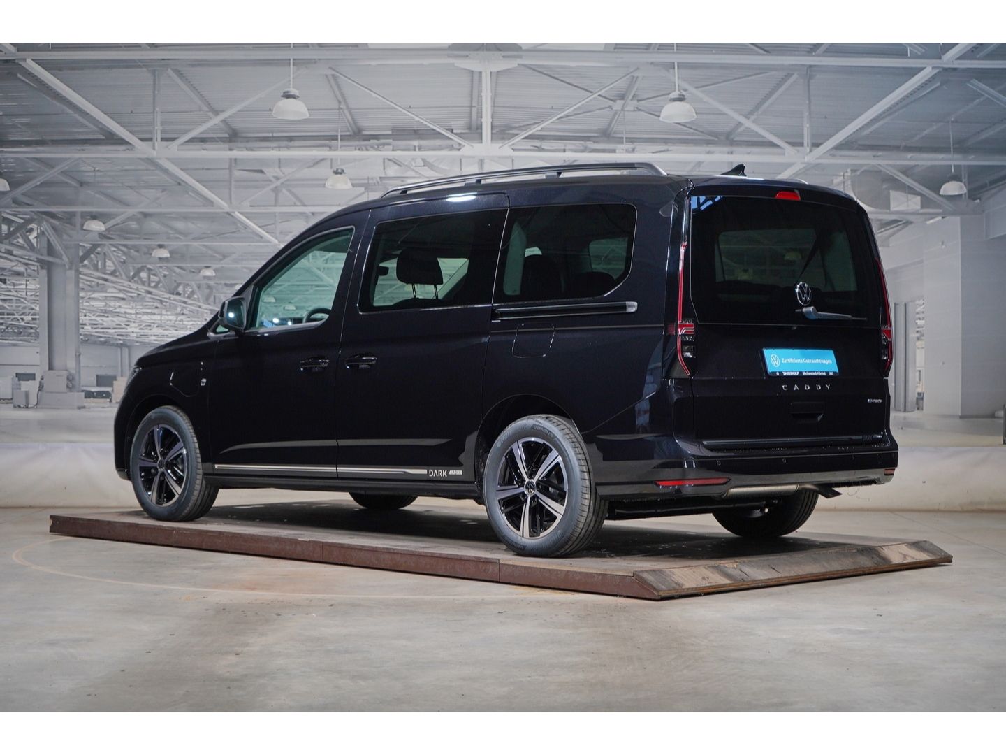 Volkswagen Caddy Maxi DarkLabel eHybrid 7 Sitzer Pano Kamer imagem 2