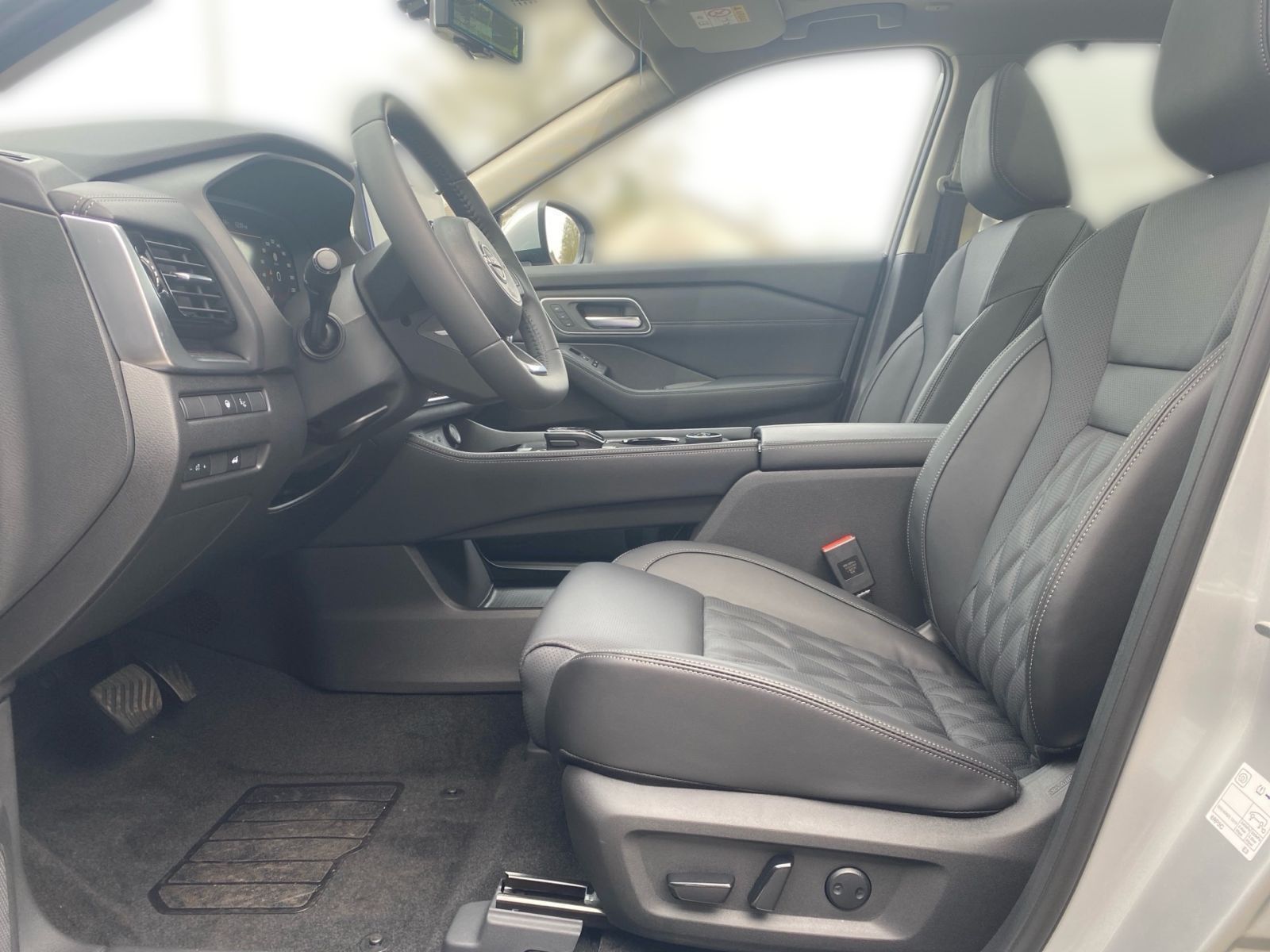 Fahrzeugabbildung Nissan X-Trail e-Power e-4orce 4x4 TEKNA+ *Bose*HUD*20Z
