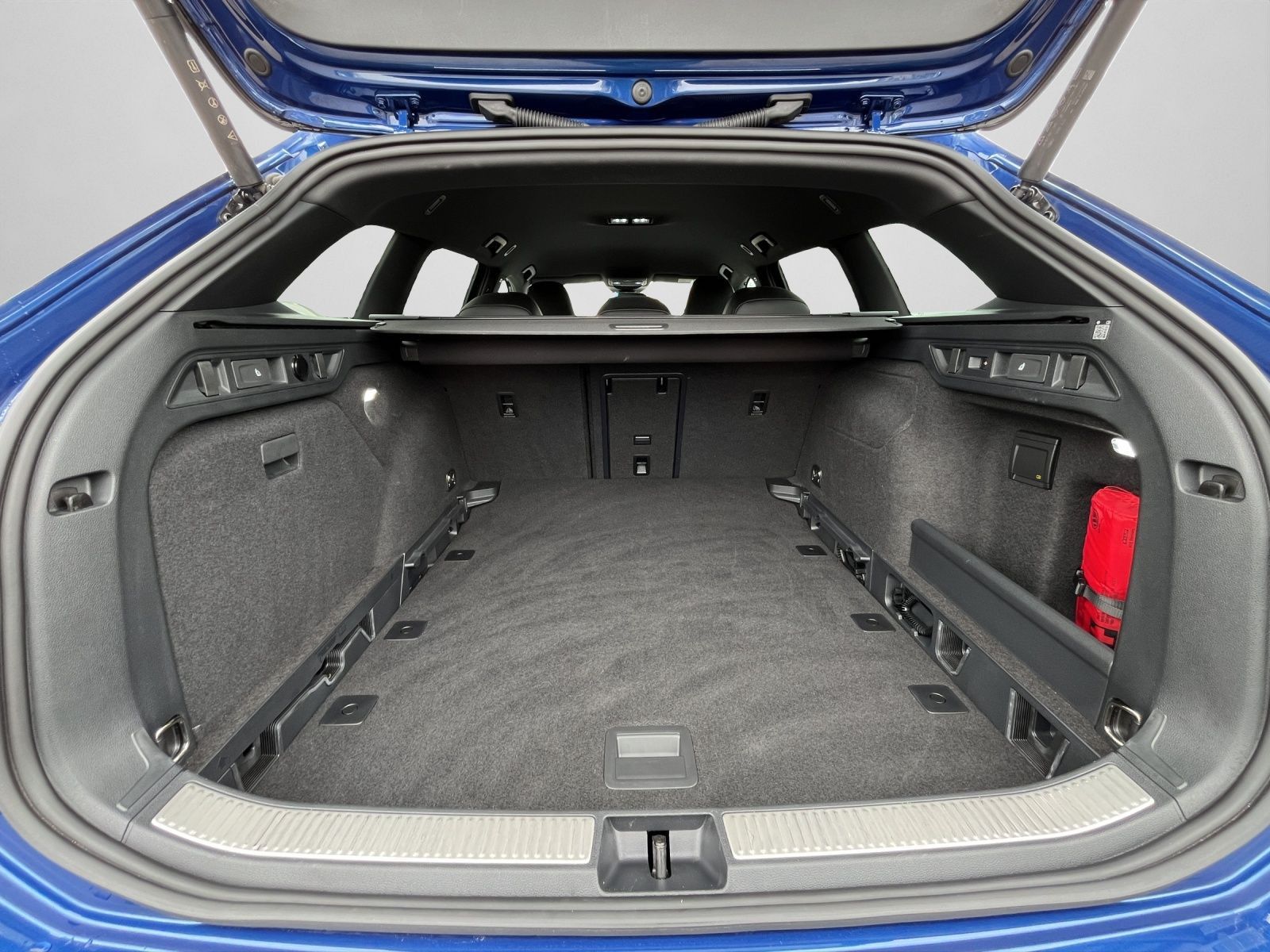 Volkswagen Passat Variant - Bild 15