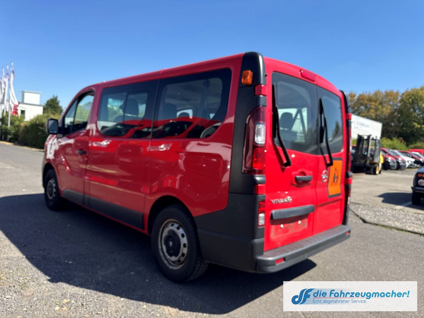 Fahrzeugabbildung Opel Vivaro B Kombi 9Si. L1H1 2,7t *2586 EXPORT