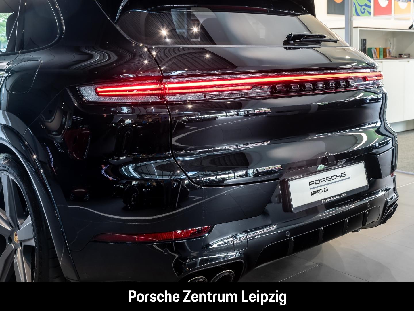 Porsche Cayenne Turbo E-Hybrid PCCB AHK Carbon BeifDispl