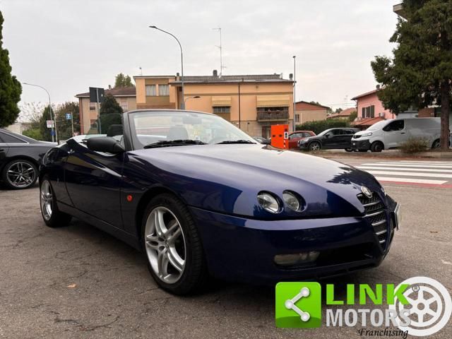 Alfa Romeo ALFA ROMEO Spider 2.0i JTS 916