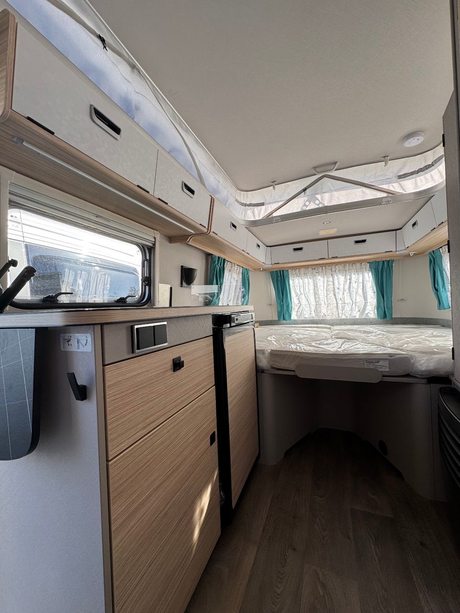 Fahrzeugabbildung HYMER / ERIBA / HYMERCAR Touring 542 - Harbour Blue HAMMERPREIS!