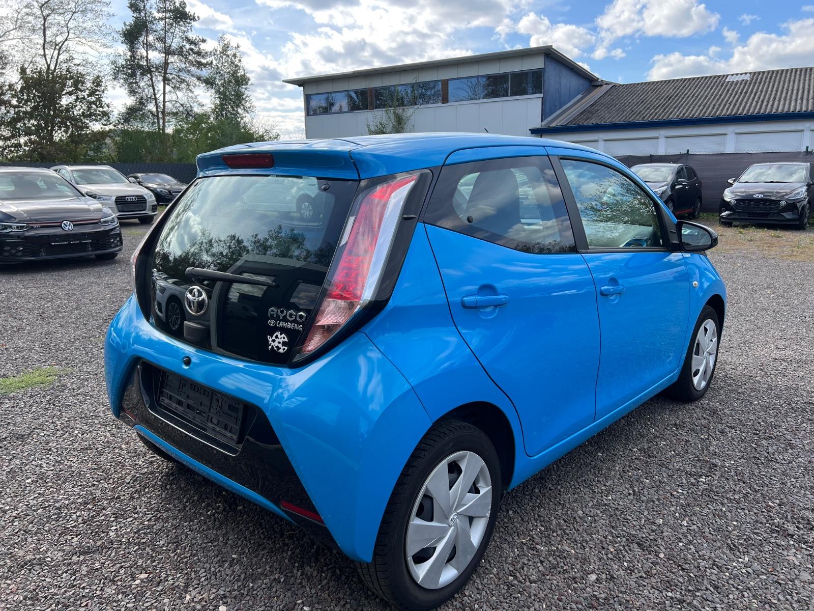 Toyota Aygo AYGO x-cite