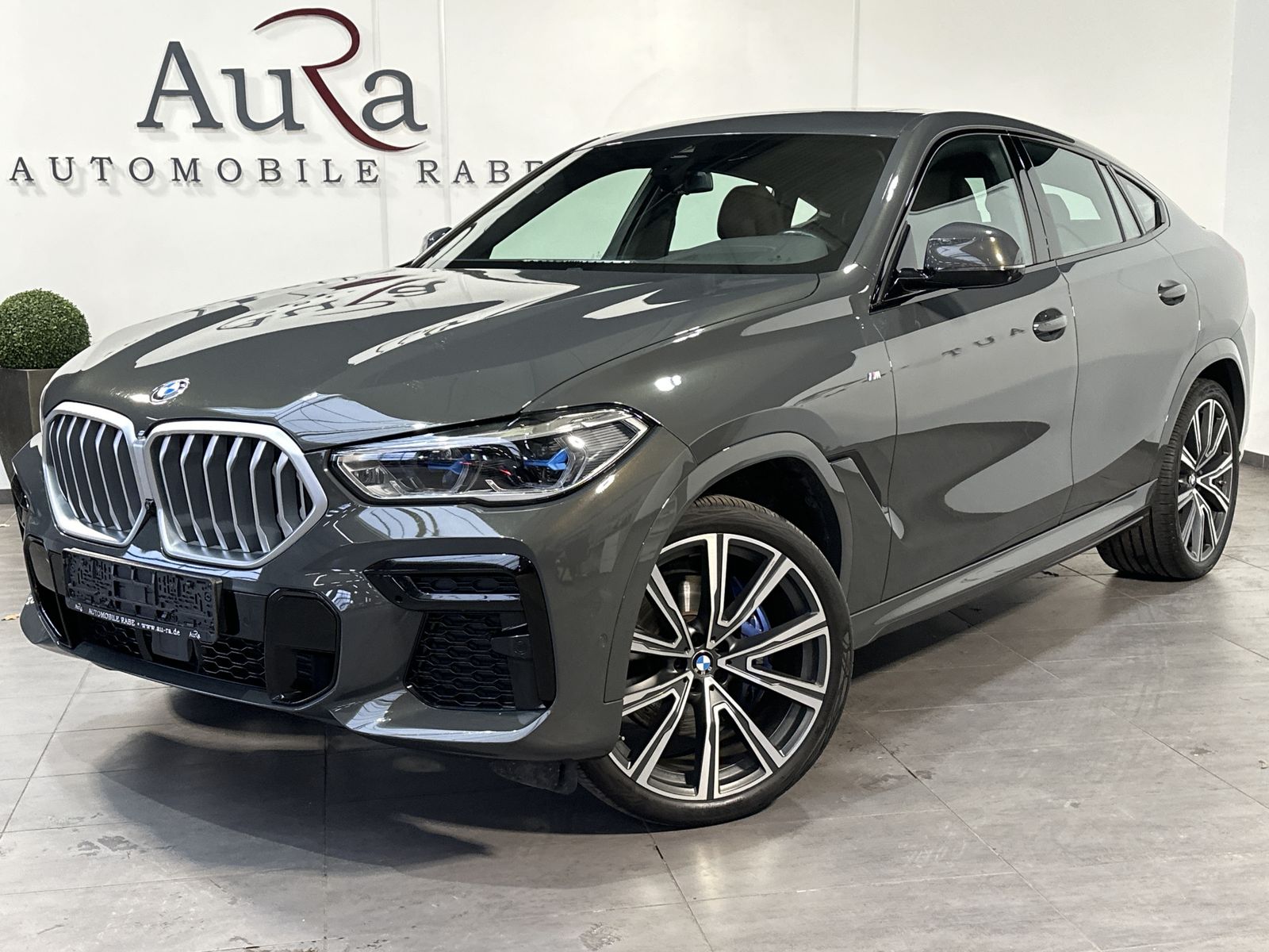 Fahrzeugabbildung BMW X6 xDrive30d M-Sport NAV+LASER+HEADUP+AHK+PANO