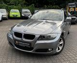 BMW 318i *FACELIFT*PANO*STANDHEIZ*AUTOMA*XENON*AHK* - BMW 318 aus 2009: Kombi, 318i
