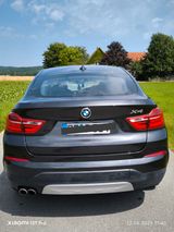 BMW X4 xDrive35i AT xLine xLine - BMW X4 mit Benzin-Antrieb