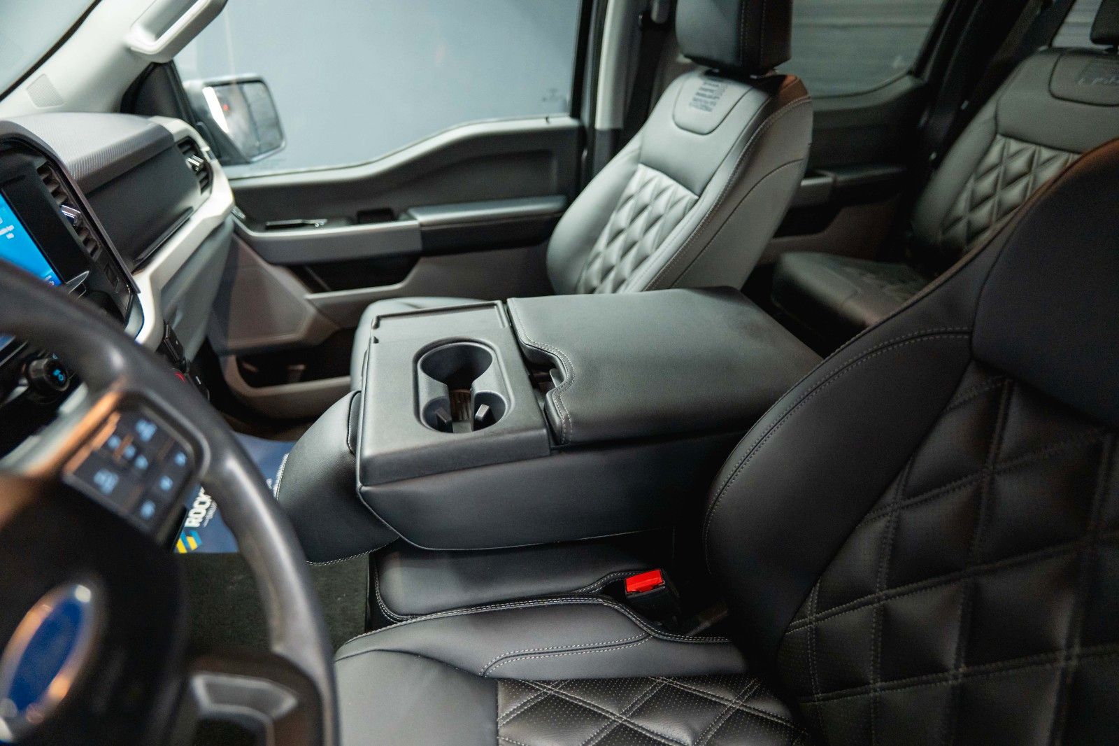 Fahrzeugabbildung Ford F150 5.0L V8 4x4 Offroad SuperCrew RAPTOR 19%