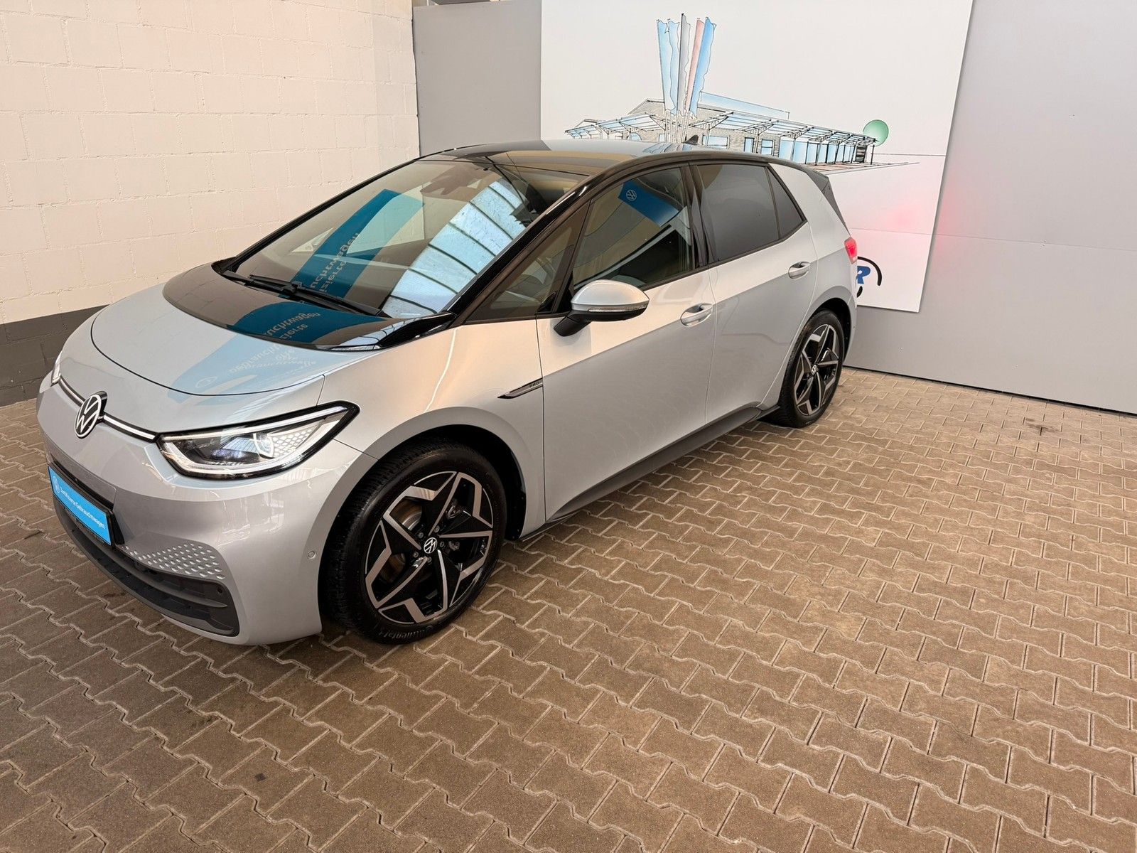 Fahrzeugabbildung Volkswagen ID.3 Pro Performance 150 kW IQLight+Kam+App+Navi