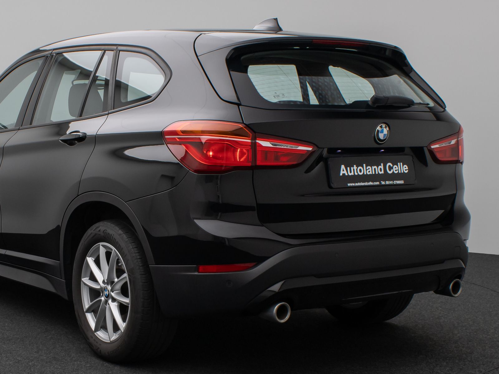 Fahrzeugabbildung BMW X1 sD20i Panorama Navi Lordos DAB HiFi Parkassis