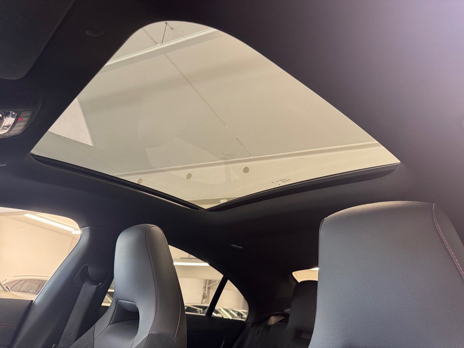 Fahrzeugabbildung Mercedes-Benz CLA 200 AMG PLUS*Pano*HUD*19"*MuBeam*Night*360°*